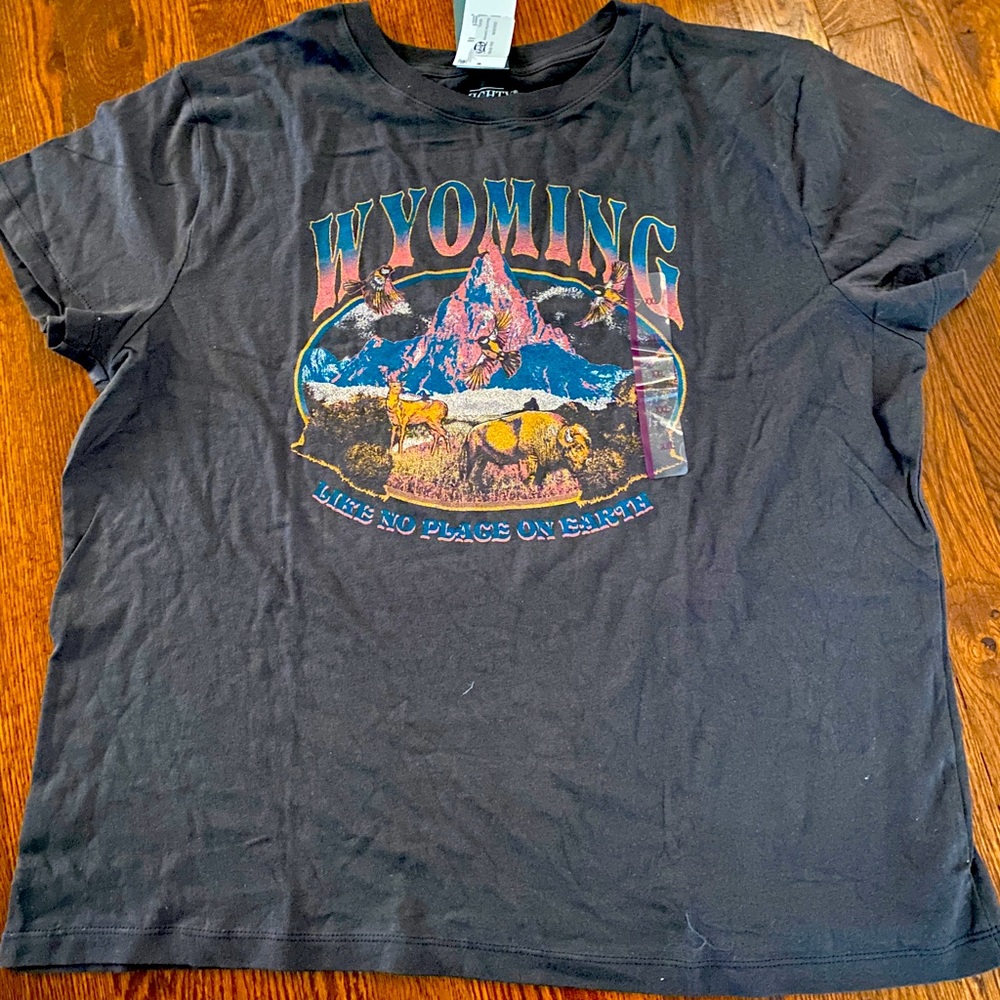 Brand new women’s t shirt